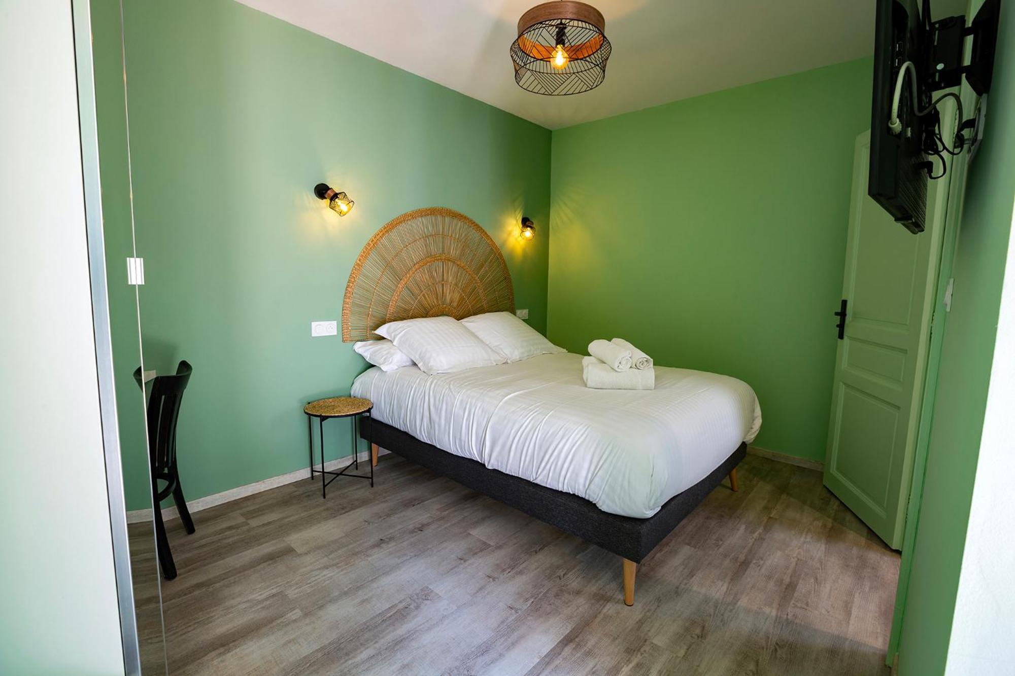 Domaine De La Mautanne Lejlighedshotel Sainte-Tulle Eksteriør billede