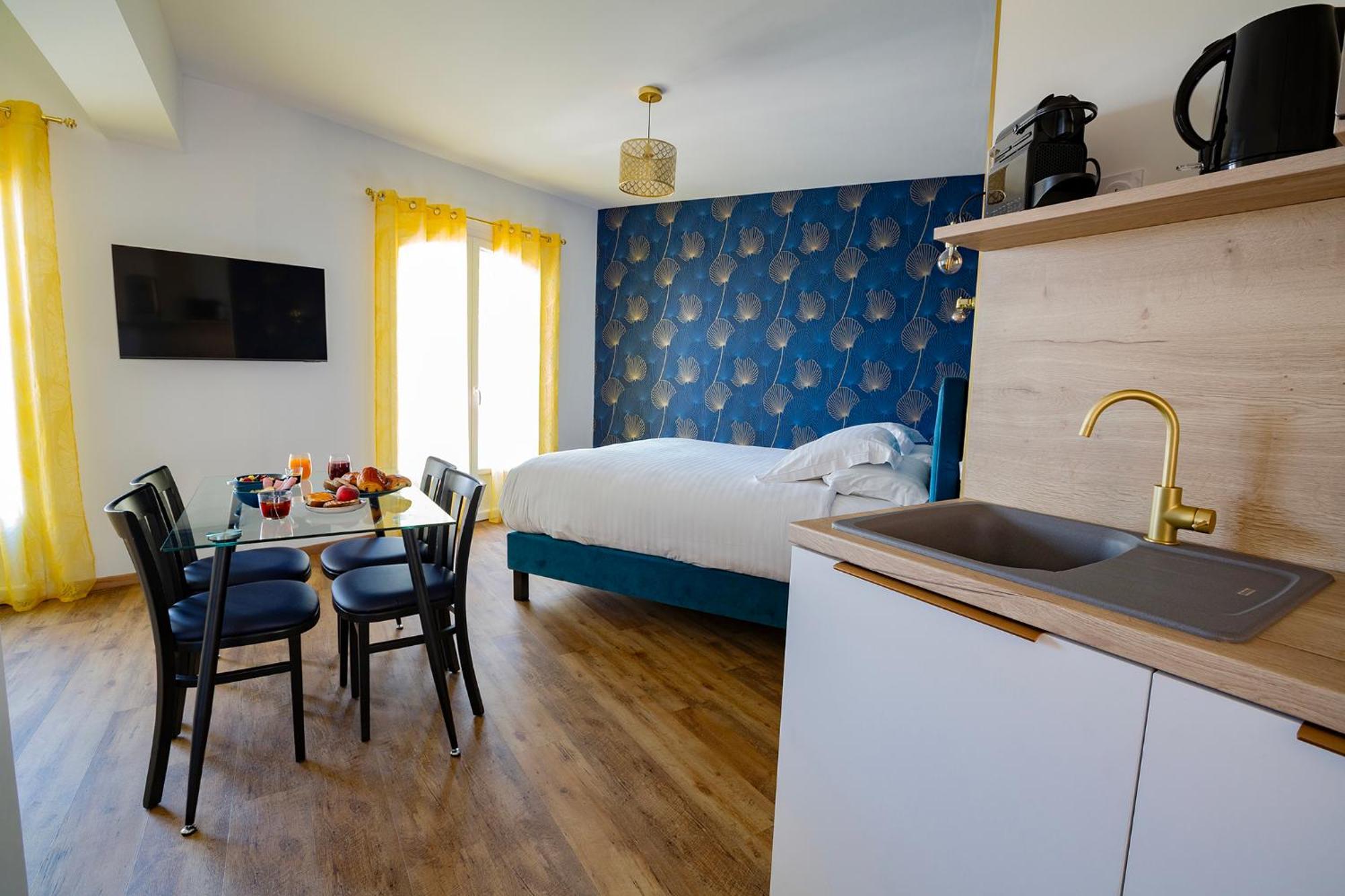 Domaine De La Mautanne Lejlighedshotel Sainte-Tulle Eksteriør billede