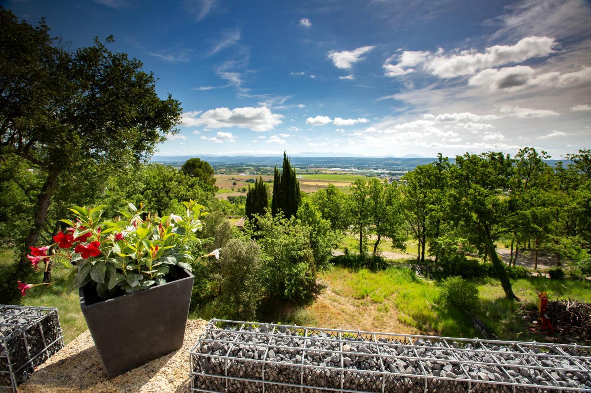 Domaine De La Mautanne Lejlighedshotel Sainte-Tulle Eksteriør billede